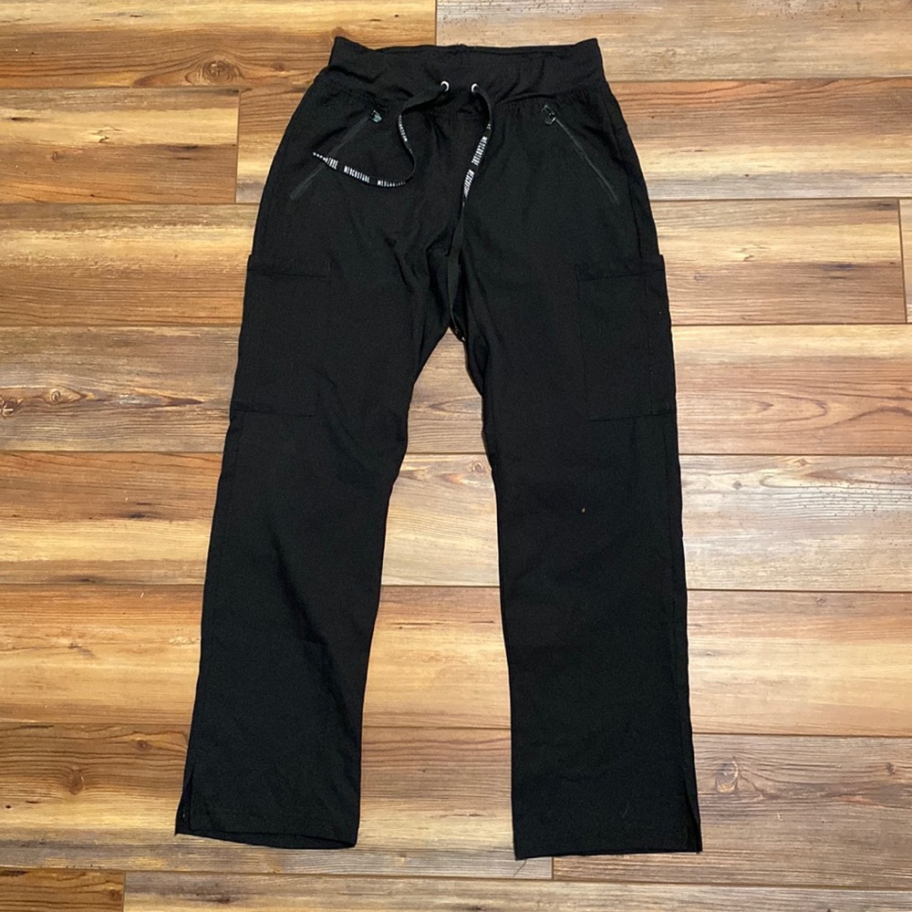 Med Couture Women's 'Activate' Transformer Scrub Pant